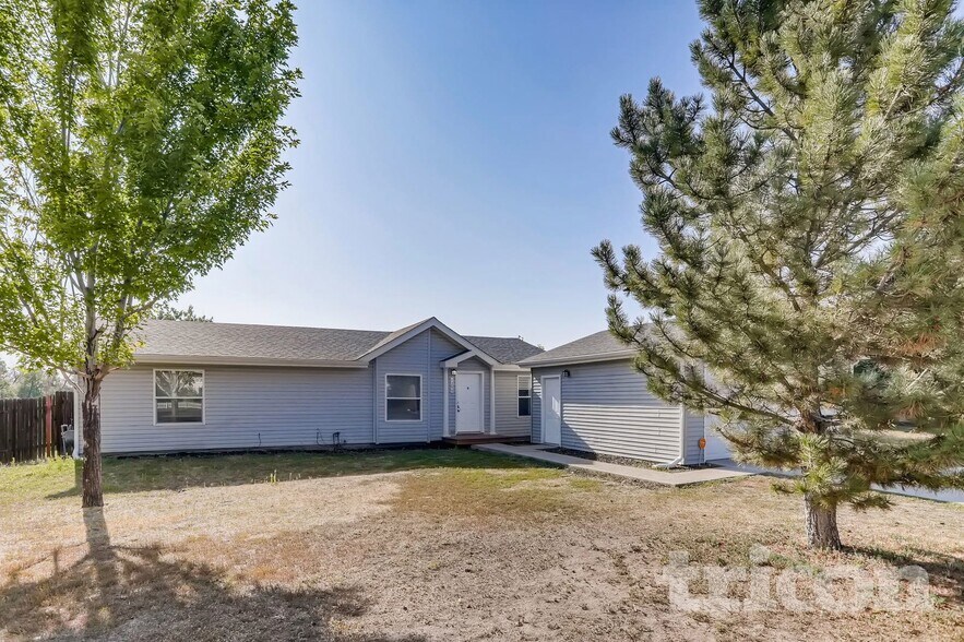 Building Photo - 1299 Mobile St