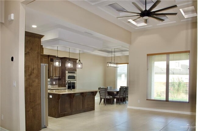 Building Photo - 3516 S Climax Dr