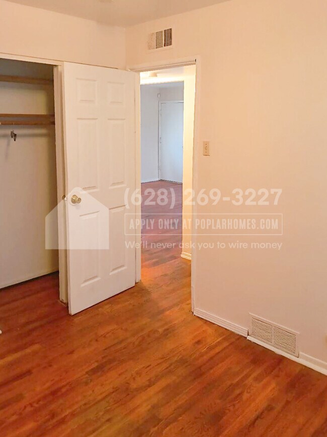 Building Photo - 10932 Margatehall Dr