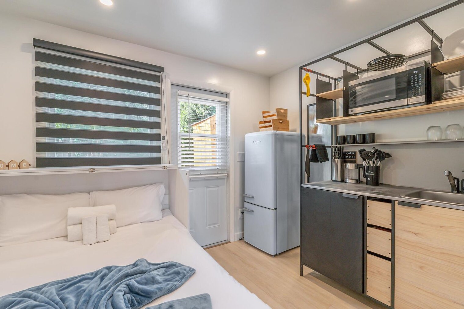 Building Photo - 1315 SW 30th St