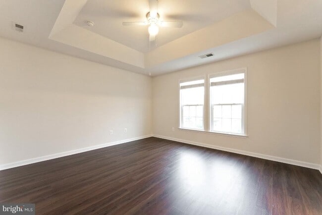 Building Photo - 25120 Sweet Myrtle Square