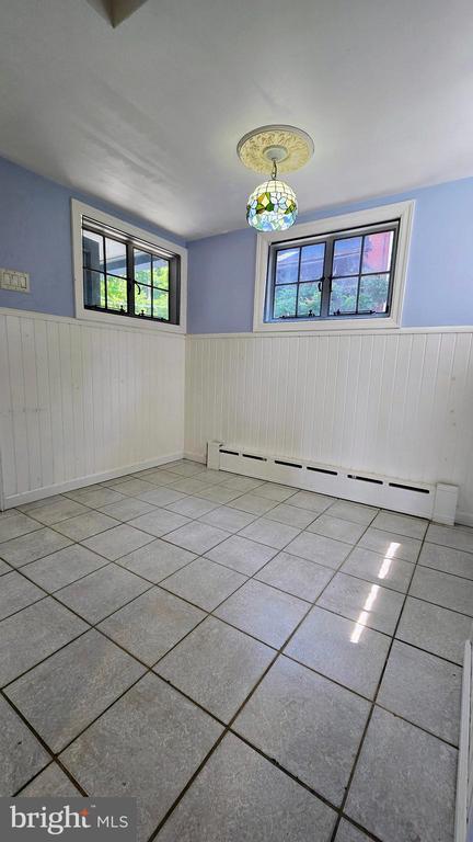 Building Photo - 1500 Mineral Spring Rd
