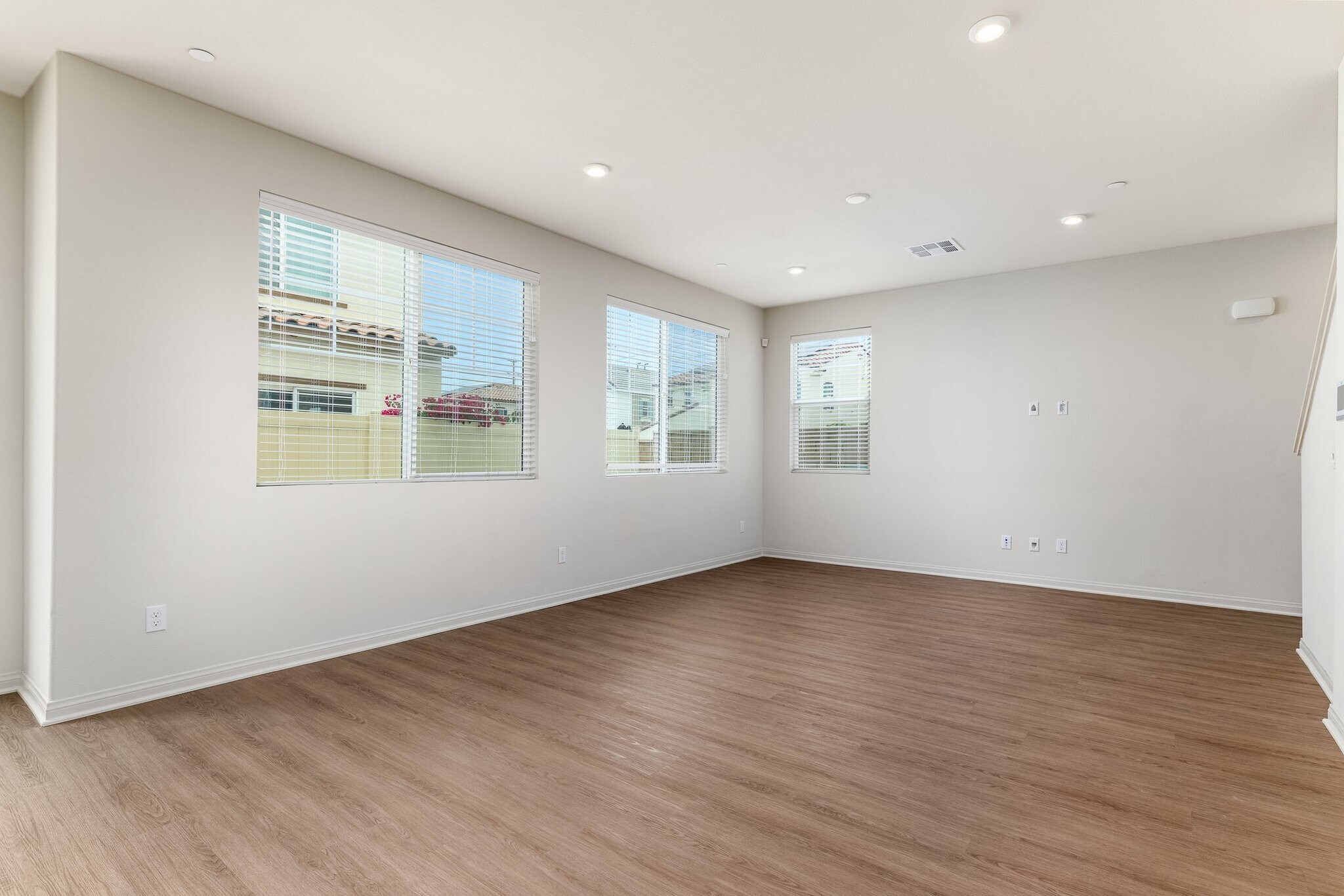 Building Photo - 26549 Brightstone Dr