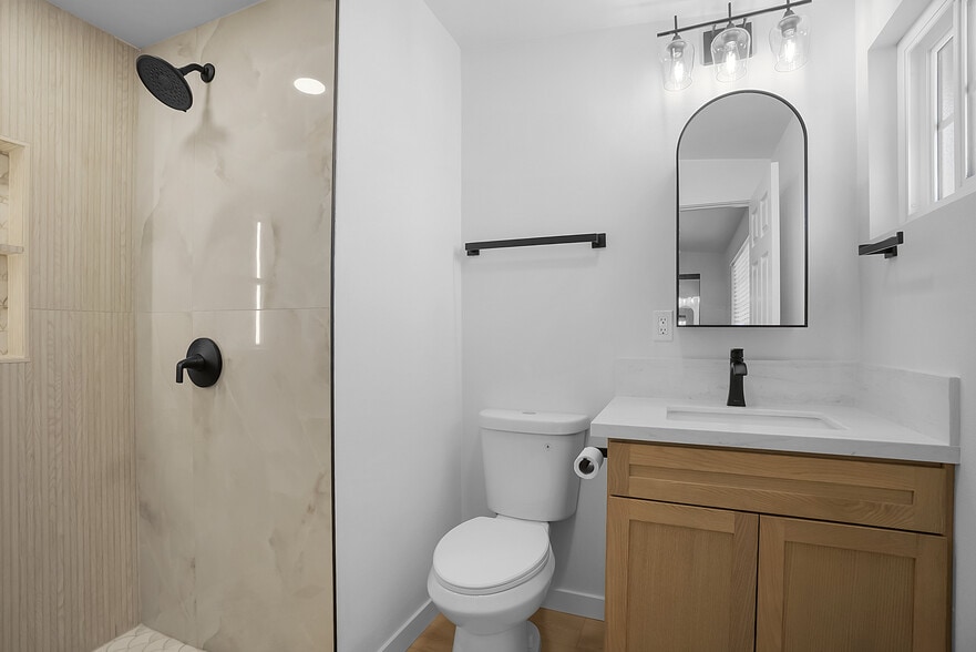 Building Photo - 1351 Louden Ln