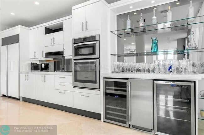 Building Photo - 2110 N Ocean Blvd