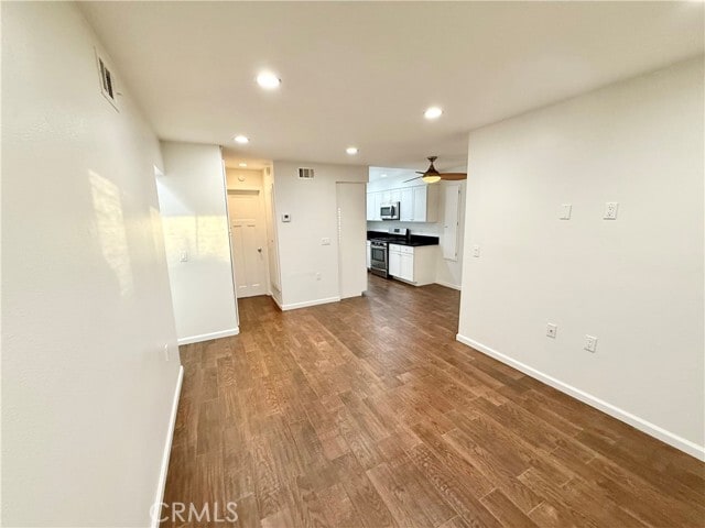 Building Photo - 317 Avenida Madrid