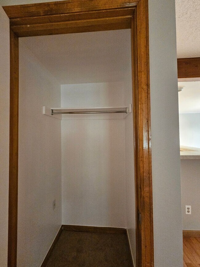 Building Photo - Aurora Highlands 3 Bed 2 1/2 Bath House w/...