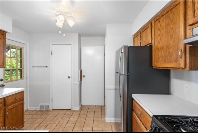 Building Photo - 15334 Triskett Rd