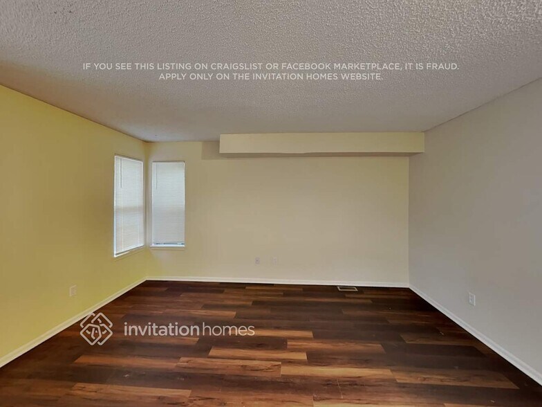 Building Photo - 17319 Lindon Dr