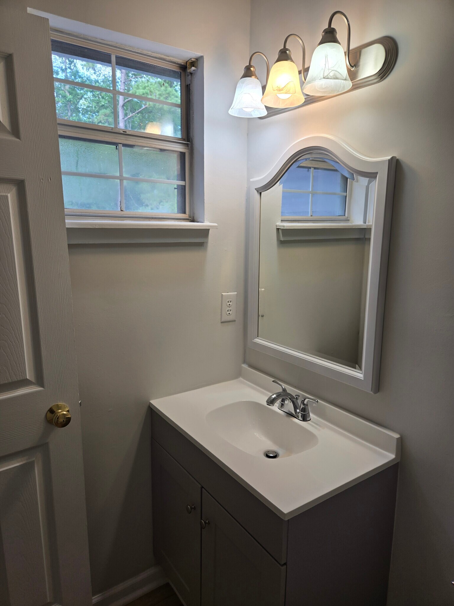 Master Bath - 126 Luden Dr
