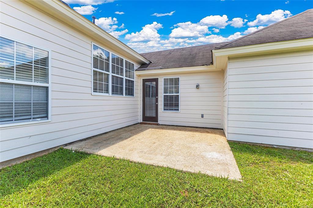 Building Photo - 3925 Claiborne Cir