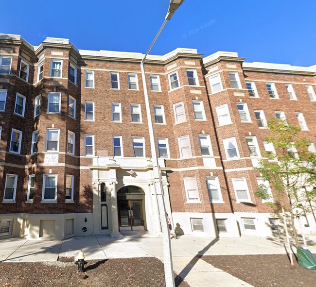 Building Photo - 1165 Commonwealth Ave
