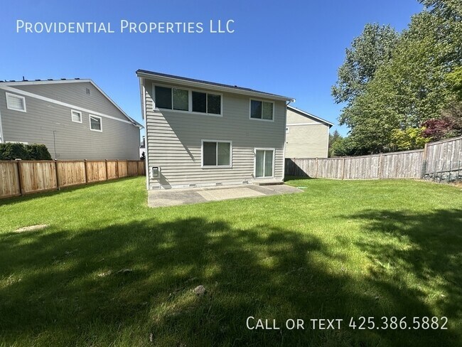 Building Photo - 9720-9186 186 St E