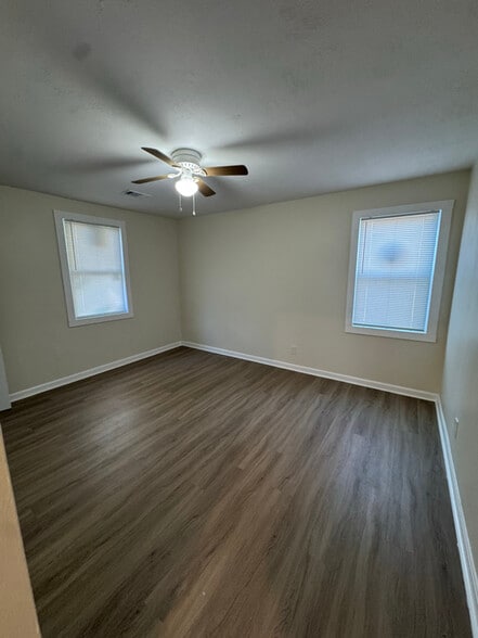 Building Photo - 1 Hall St