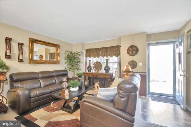 Building Photo - 809 Lindsley Ct