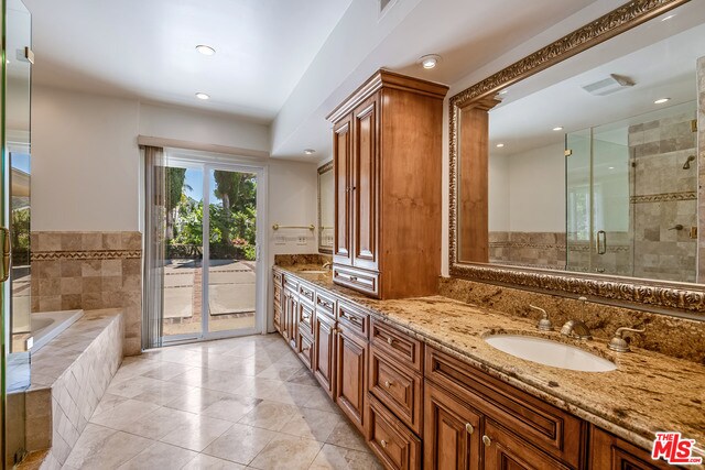 Building Photo - 3318 Dona Maria Dr