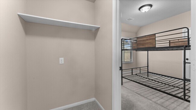 Building Photo - 14807 Diane Manor Ln