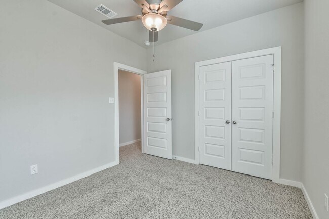 Building Photo - High Ceilings, Low Maintenance -Say Hello ...