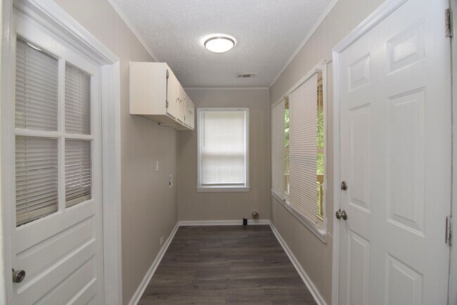 Building Photo - 2386 Wheeless Rd