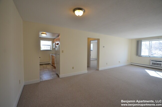 Building Photo - 1 Brattle Dr