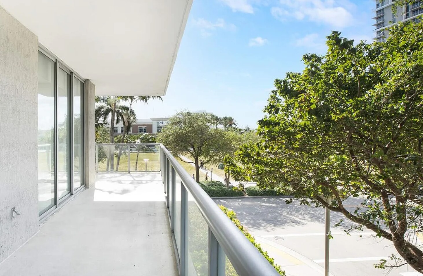 Building Photo - 3451 NE 1st Ave