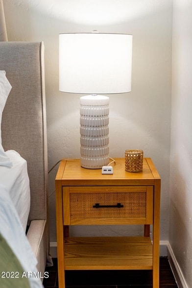 Building Photo - 1148 E Glenn Dr