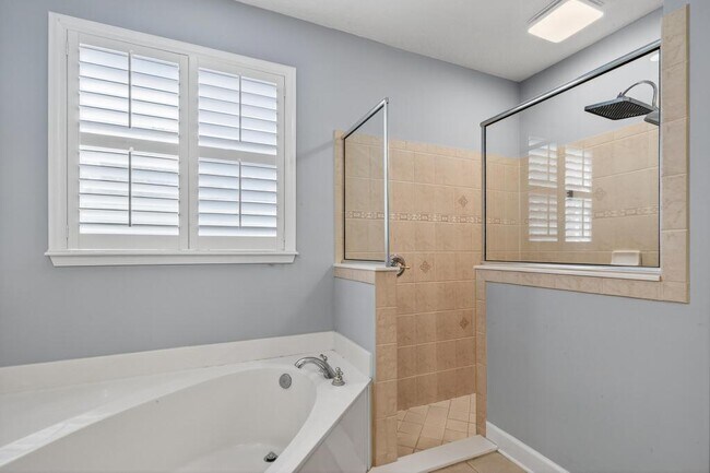 Building Photo - 1440 S Burgandy Trail