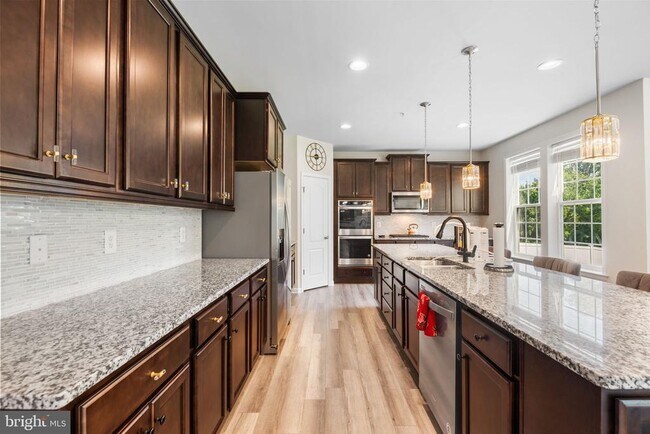 Building Photo - 6640 Timber Ridge Ln