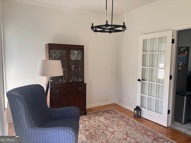 Building Photo - 300 Harcourt Pl