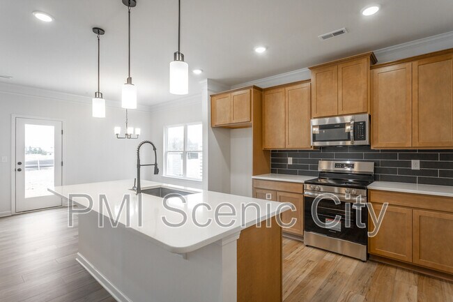 Building Photo - 9437 Cavalier Wy