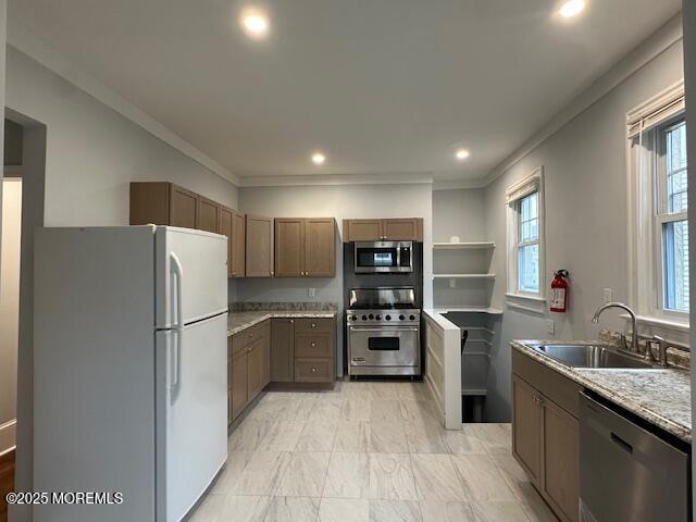 Building Photo - 316 Spier Ave