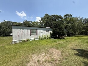Building Photo - 441 Willow Run Rd
