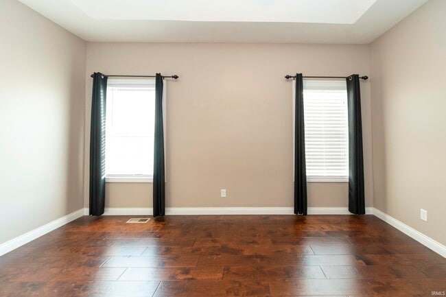 Building Photo - 8838 Hedgewood Ct