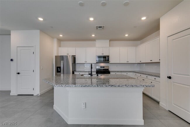 Building Photo - 3723 Trancoso Ave