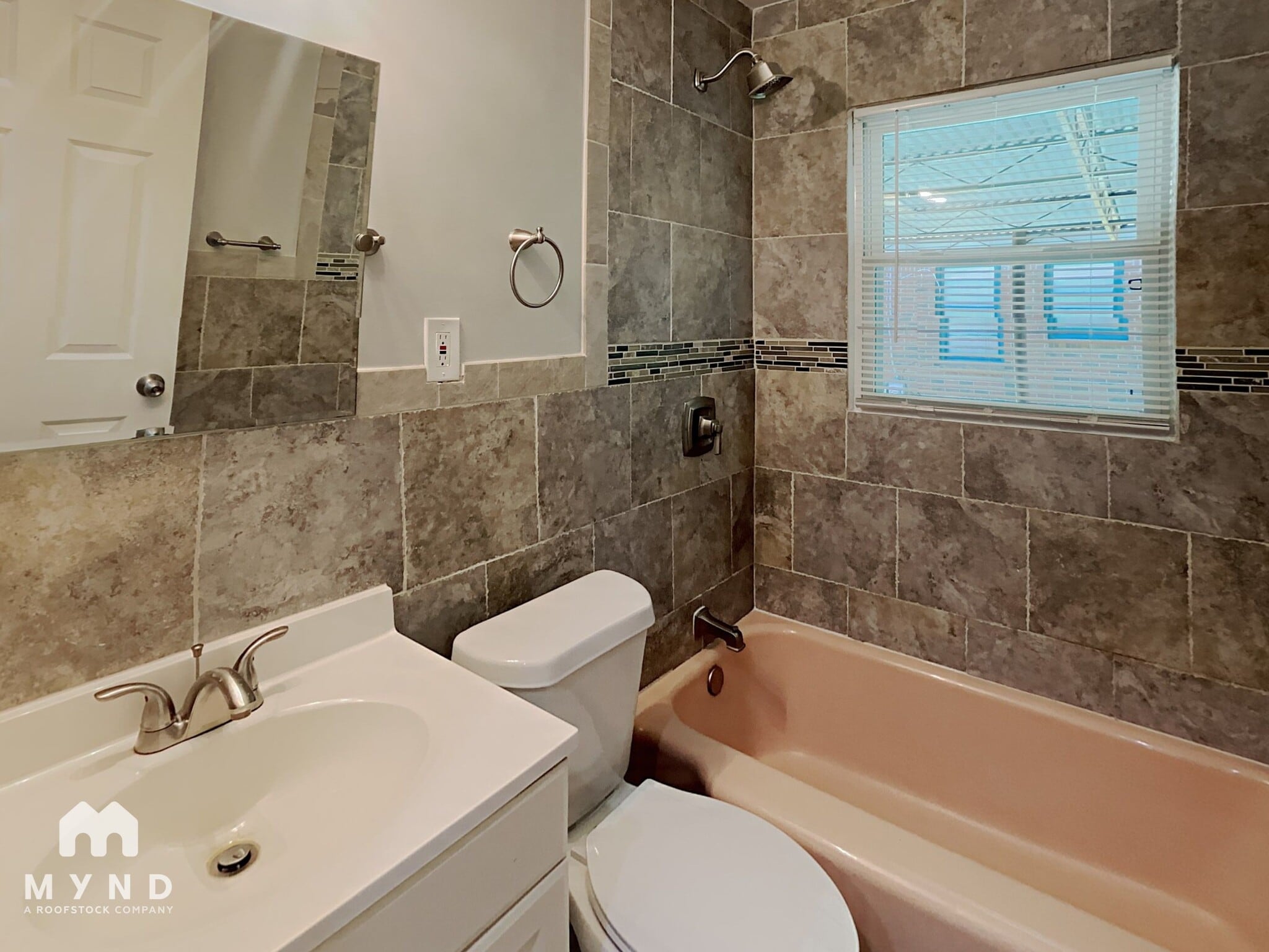 Building Photo - 2625 Harmony Way