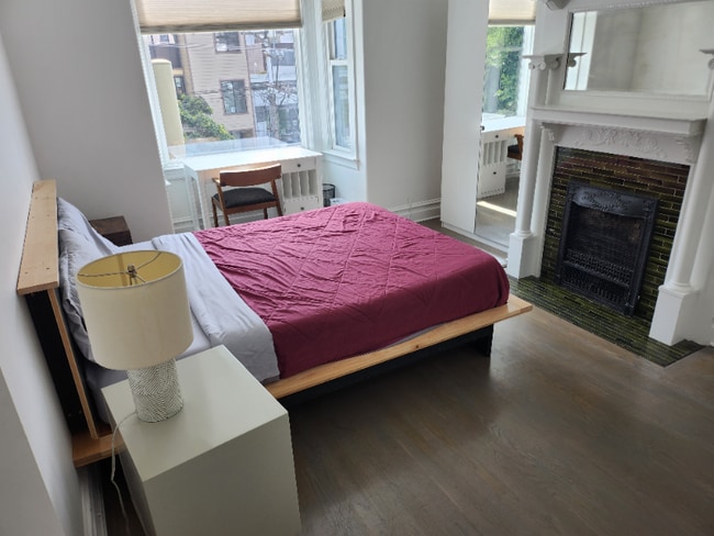 Building Photo - 414 Bryant St