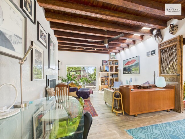 Building Photo - Beautifully Furnished and Equipped Propert...