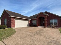 Building Photo - DON'T MISS THIS INCREDIBLE SOUTHSIDE LEASING OPPORTUNITY!