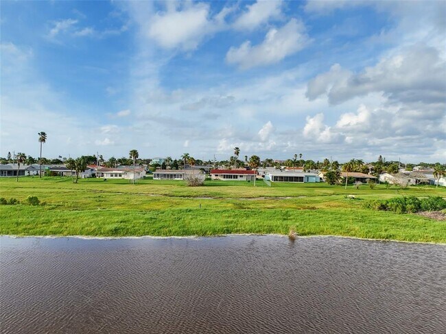 Building Photo - 4044 Headsail Dr