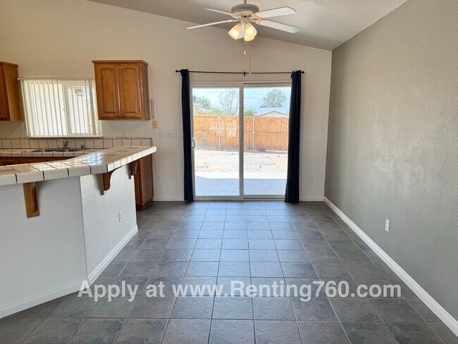 Building Photo - 6748 Quail Spring Ave