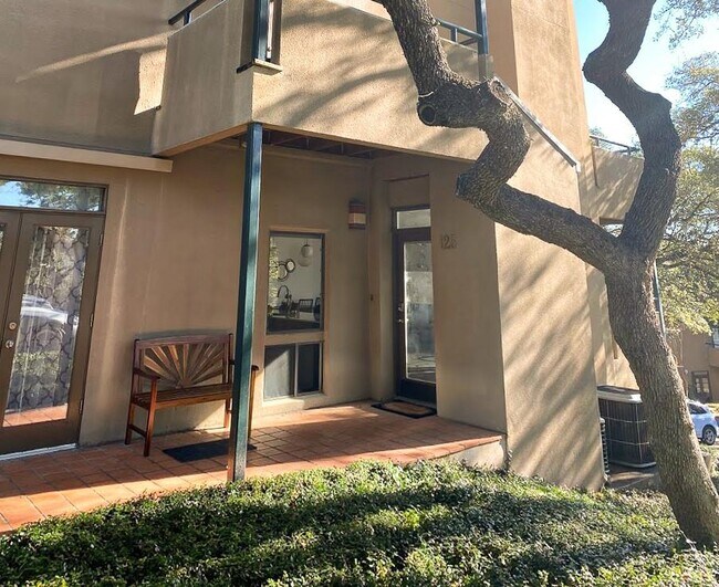 Building Photo - 1707 Spyglass Dr