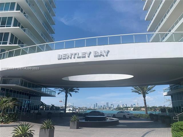 Building Photo - The Bentley Bay Condo