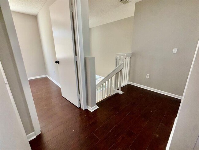 Building Photo - 8743 NW 6th Ct