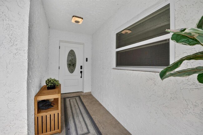 Building Photo - 8131 NW 44th Ct