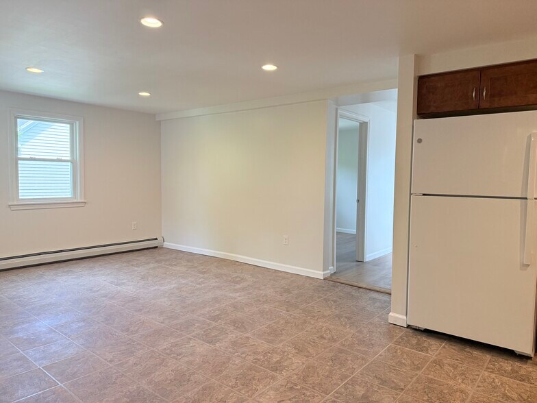 Dining Area - 127 Elm St