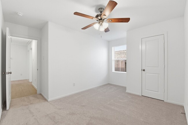 Building Photo - 6418 Geyser Starish Dr