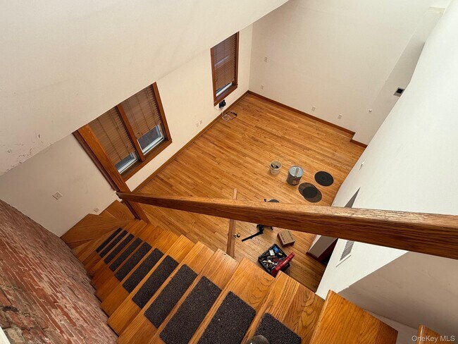 Building Photo - 66 S Broadway