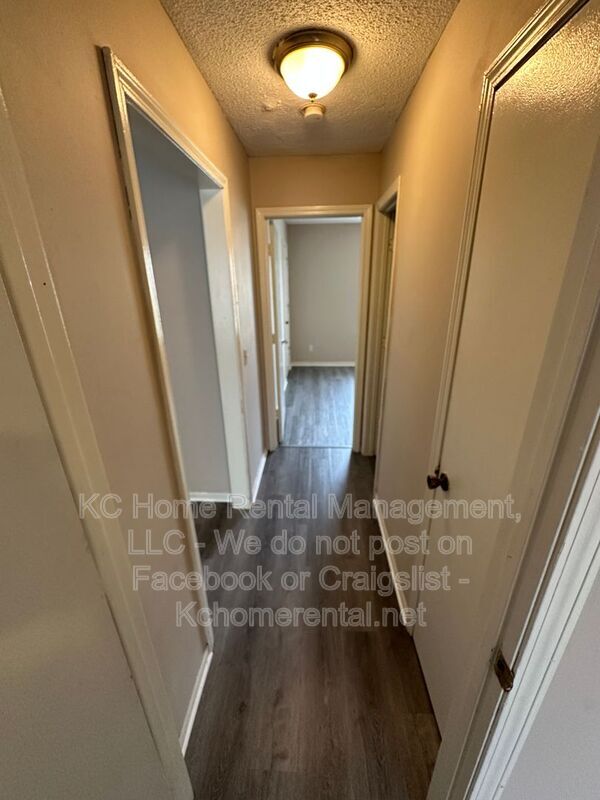 Building Photo - 838 Saddlewood St