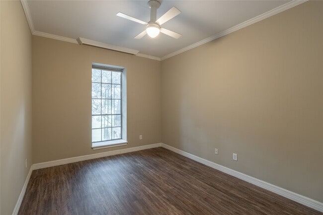 Building Photo - 4515 Briar Hollow Pl