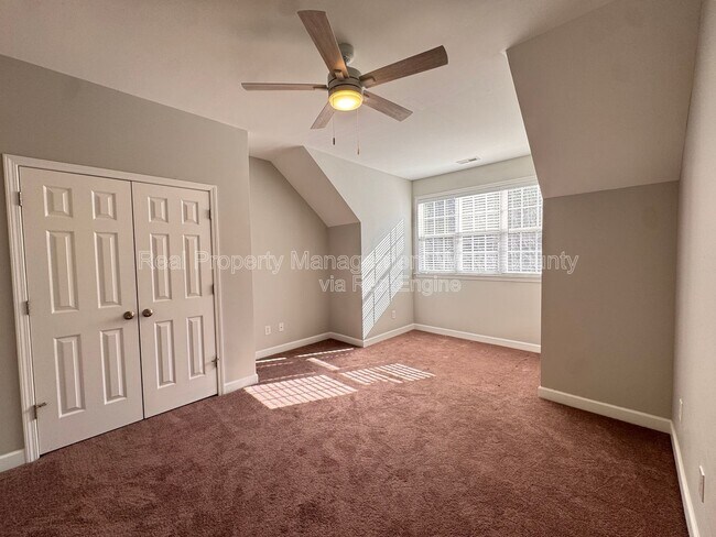 Building Photo - 7310 Caversham Way